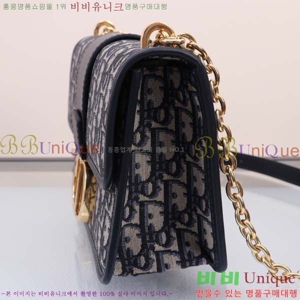 #��� NEW 30 ������ ü�� ũ�ν��� M9208-660