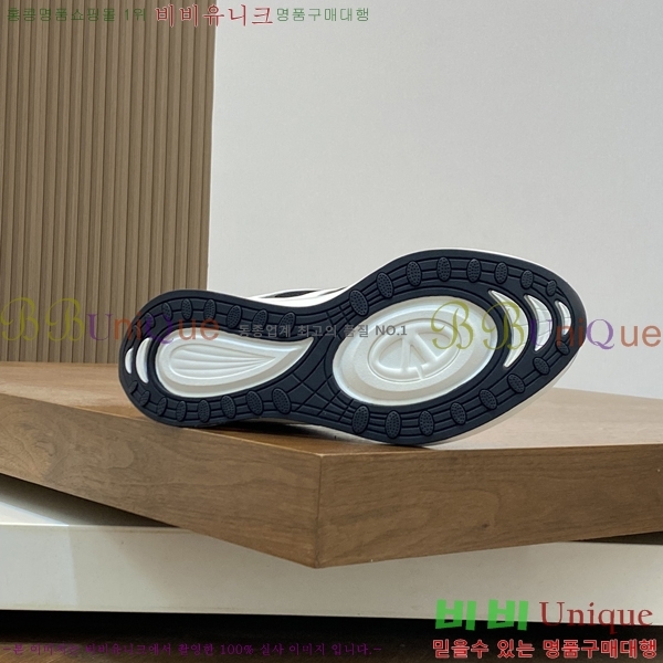 ���� �߷�Ƽ�� ����Ŀ�� VA832640-1