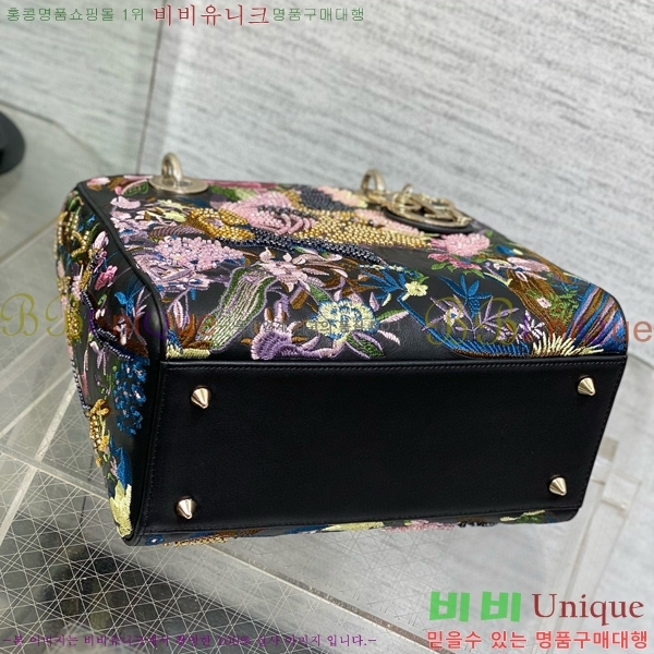 #��� ���̵�� ���� M8002-1006