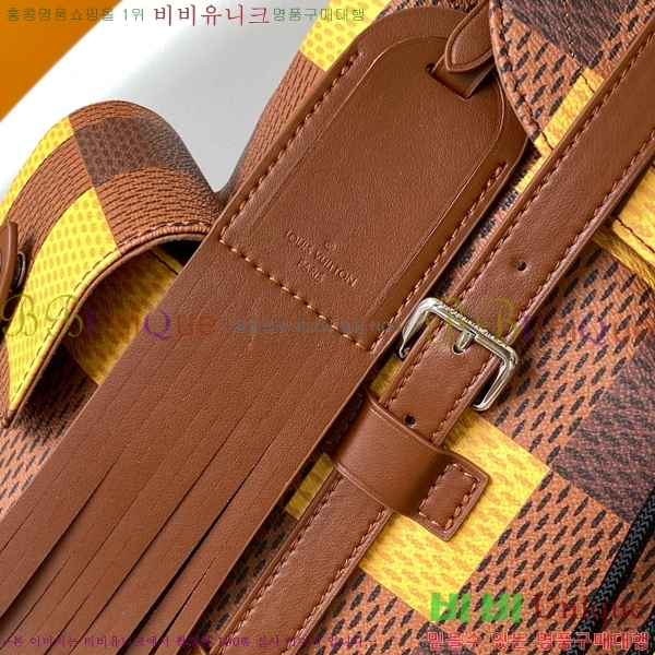 #���̺��� ���� ũ�������� M25240-101