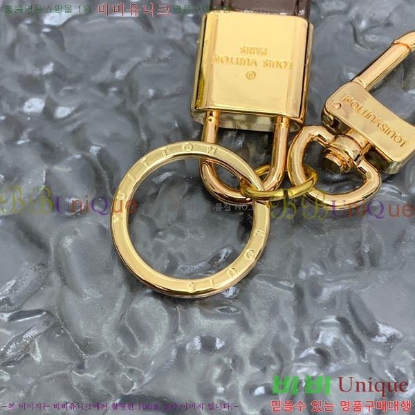 ���̺��� ŰȦ�� M09988-8