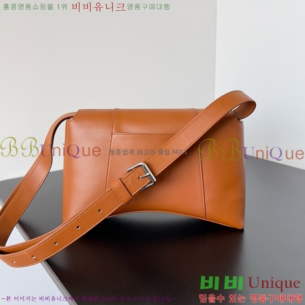 #�߷��þư� �ٿ�Ÿ�� ������ 92815-104