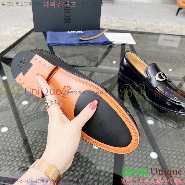 ���� ��� ���� D9978052