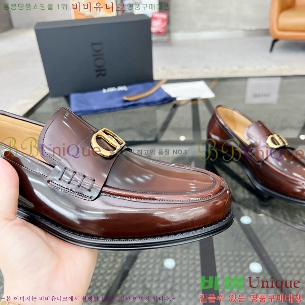 ���� ��� ���� D9978052-2