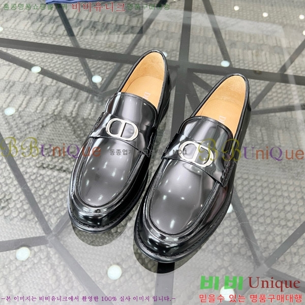 ���� ��� ���� D9978052-3