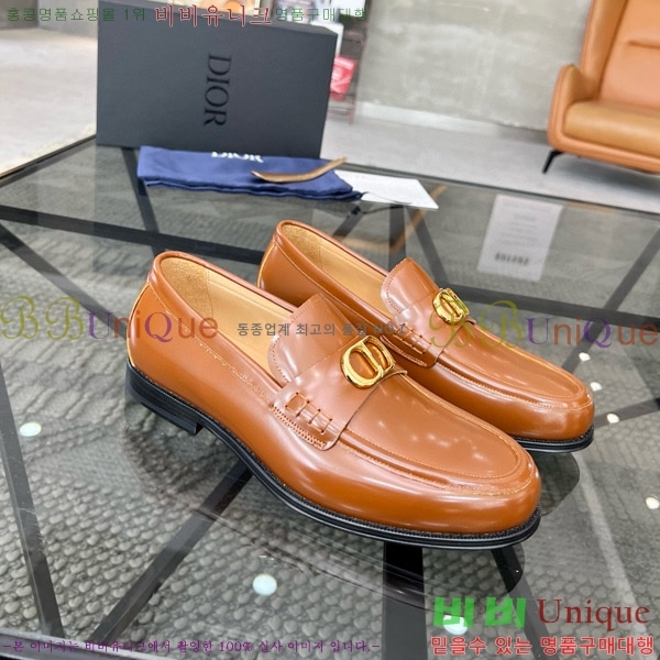 ���� ��� ���� D9978052-4