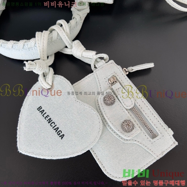 #�߷��þư� �׿� ī�� ����� XS �� 700940-101