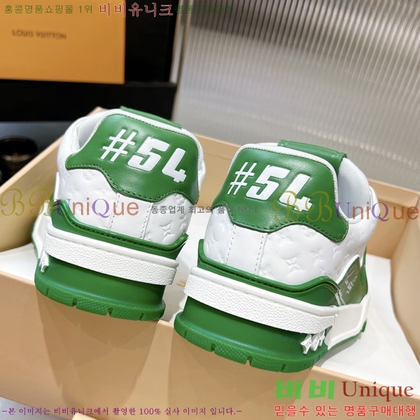 NEW LV Ʈ���̳� ����Ŀ�� 44L2412435-2