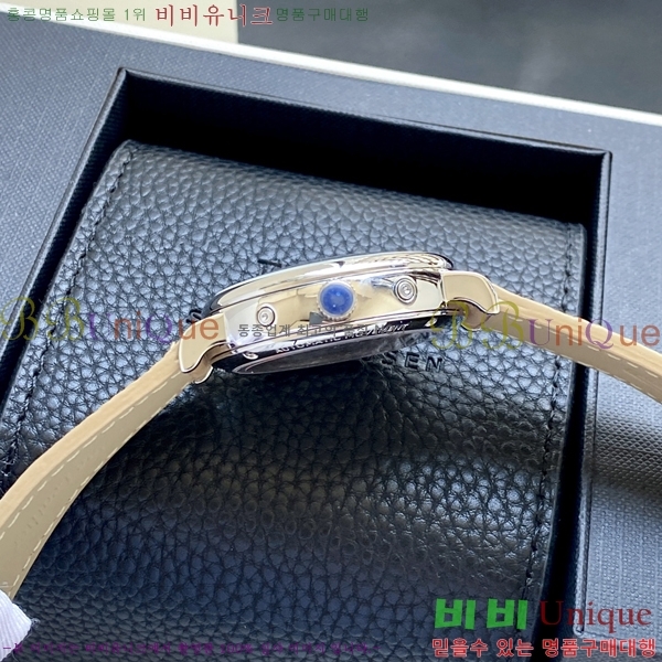 ���̴������� �������ǳ� �����߾� Ķ���� ��ġ 60W24344601-7