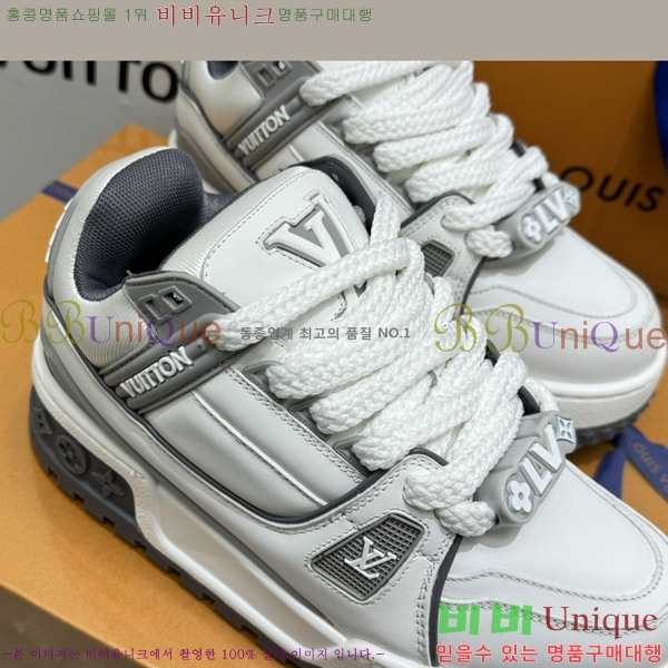 NEW LV Ʈ���̳� �ƽ� ����Ŀ�� 40L249272-77-3