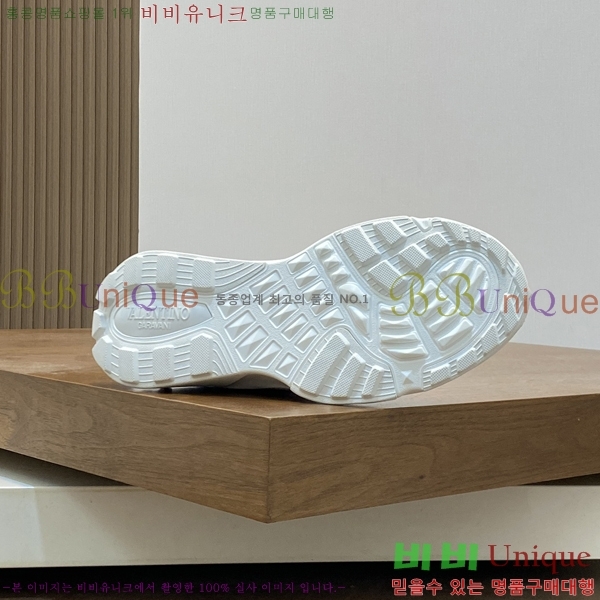 ���� �߷�Ƽ�� ����Ŀ�� VT4561240-1