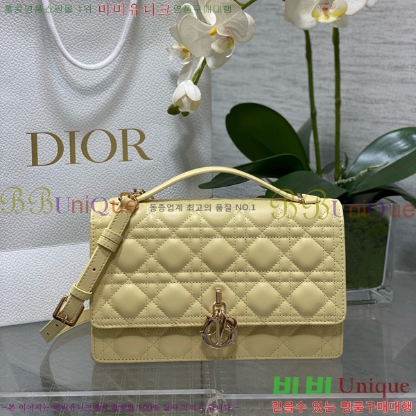 #��� MISS DIOR ž �ڵ� �� M0997-108