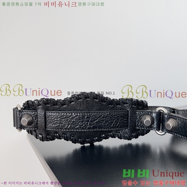 #�߷��þư� LE CAGOLE �� ī�� ���� 6713071-503 (�Ѽ��� ����)