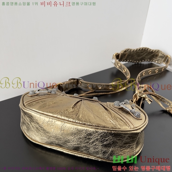 #�߷��þư� LE CAGOLE �� ī�� Xs ����� 6713091-11