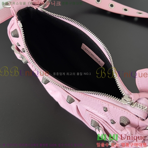 #�߷��þư� LE CAGOLE �� ī�� Xs ����� 6713091-8