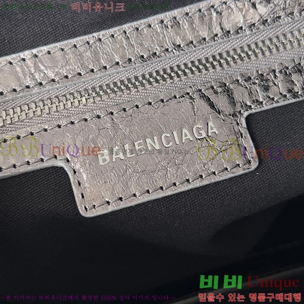 #�߷��þư� LE CAGOLE �� ī�� ���� 6713071-504