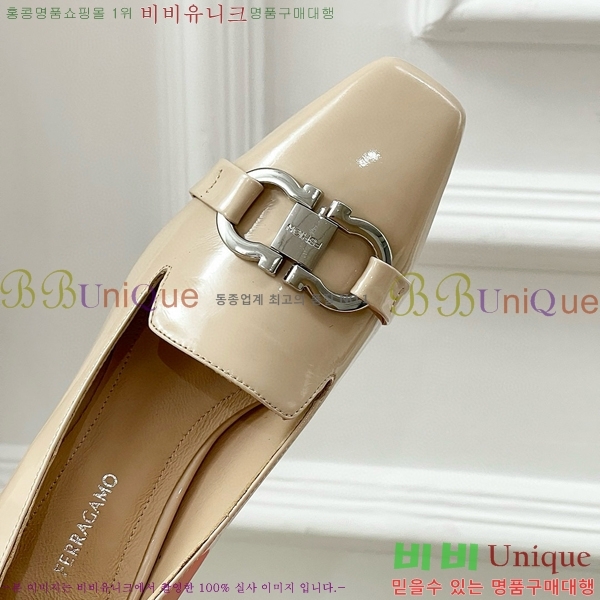 ��󰡸� ������ ���� 32F785710-2