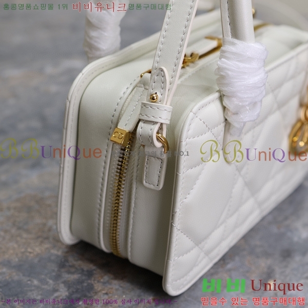 #��� 30������ �̴� ���͹� S2349-101