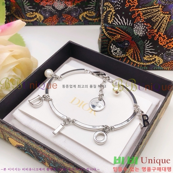 ��� ���� D4O09233-2