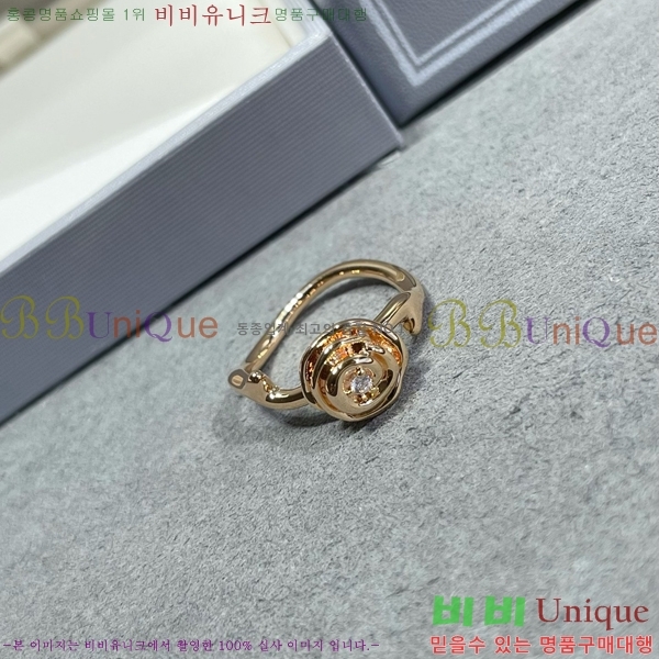 ��� ���� D8500172-4