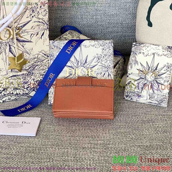 #��� 30 ������ 5 ���� ī�� ���� S2058-103