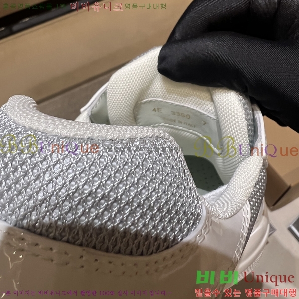 ���� ����� ����Ŀ�� 38D24121910-2