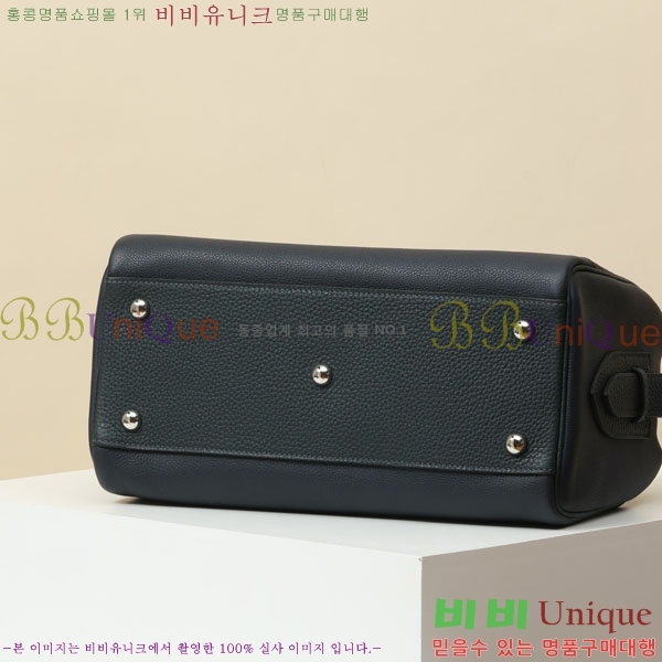 #�����޽� Nouveau On Boby ũ�ν��� NB290250-1(����ǰ-3Y)