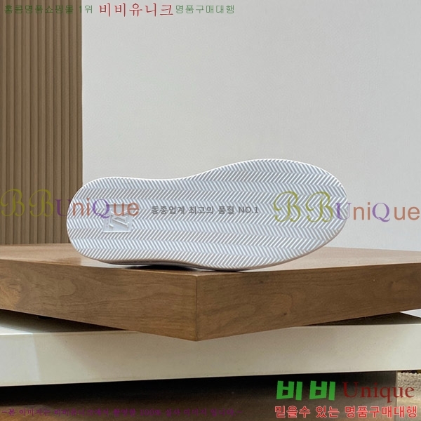 ���� ���̺��� ����Ŀ�� 40LV47521425-4