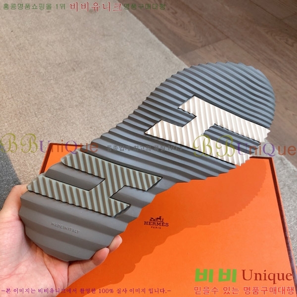 �����޽� �ٿ�� ����Ŀ�� 34H746537-1