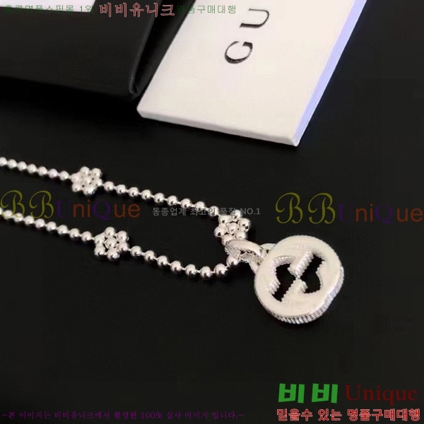 ���� ����� G12U44677-10