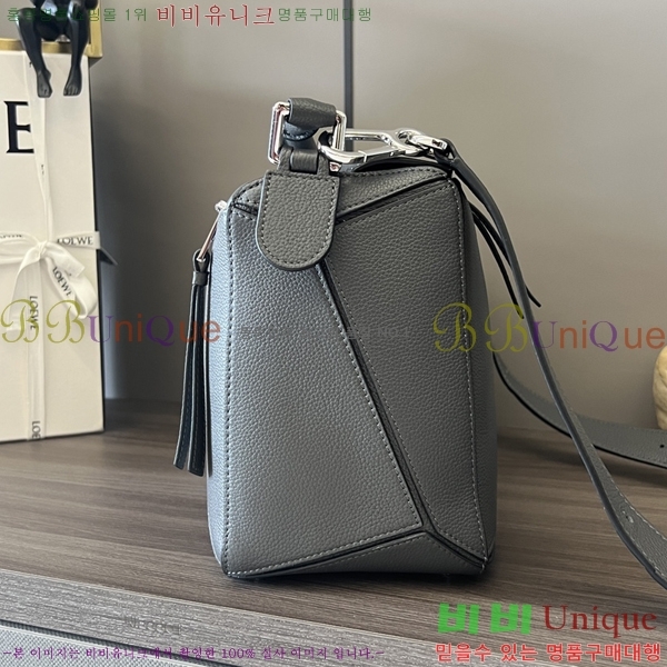 #�ο��� ����� �̵�� 2105149-78-2