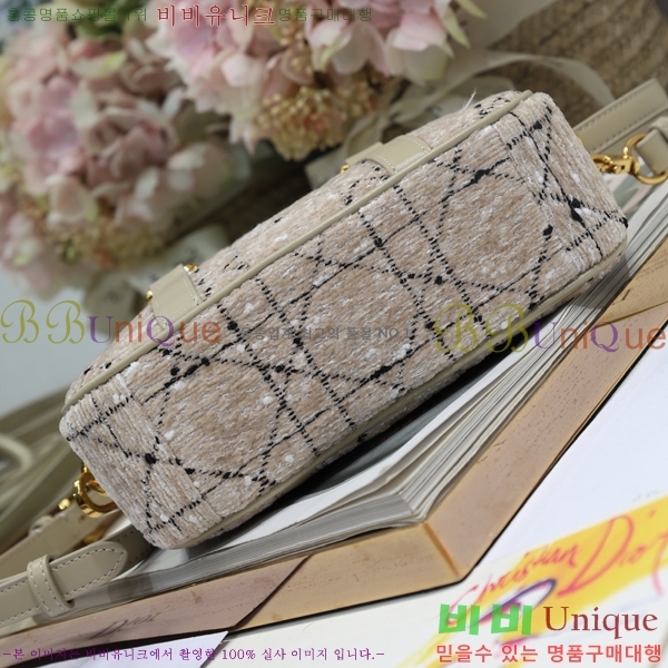 #��� ���̺� ������ East-West ���� S2388-103