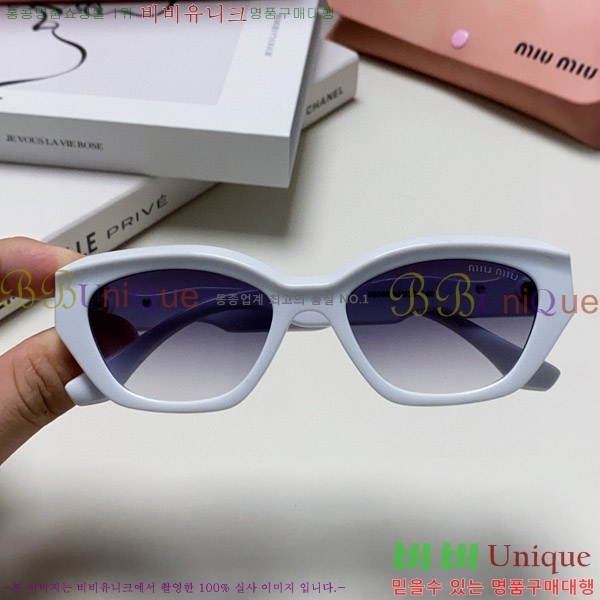 �̿�̿� ���۶� M2459178-2