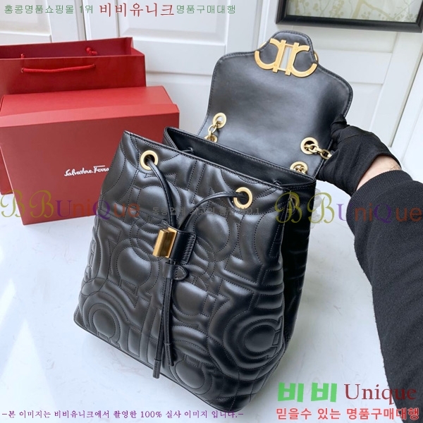 #��󰡸� ���� ��ġ�� ���� 21H158-1500