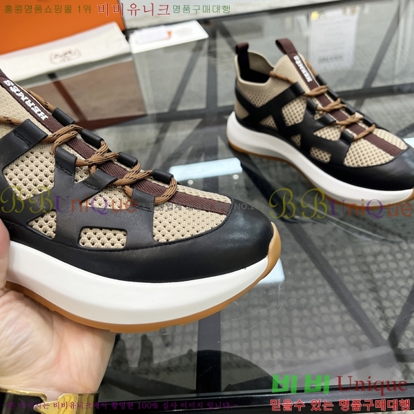 ���� �����޽� ����Ŀ�� HR599101-7