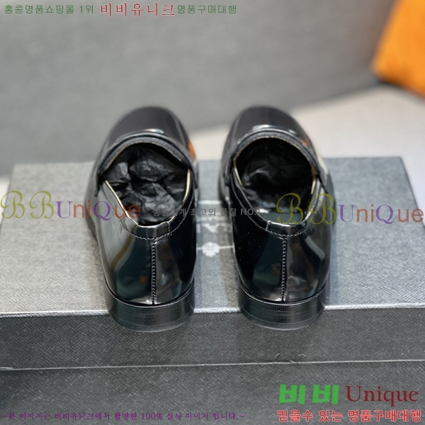 ���� ����� ���� P571866-1