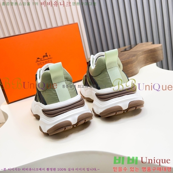 ���� �����޽� ����Ŀ�� HR599089-2