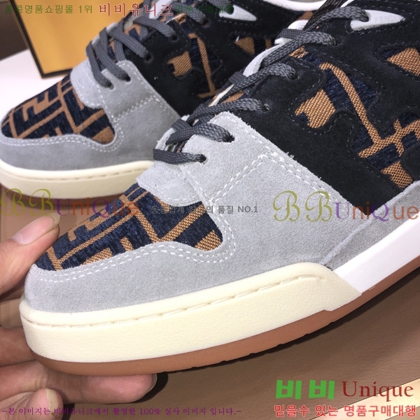 ��� ����Ŀ�� �������� F97060-4