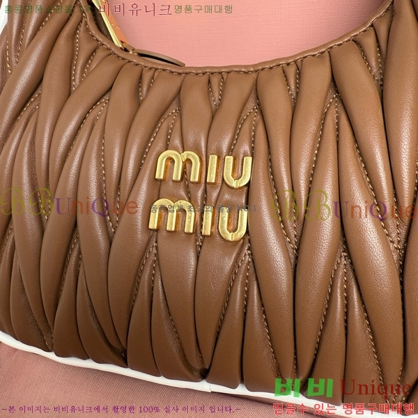 #�̿�̿� �ϴ� ���׶�� ȣ���� ���� 5BC125-303