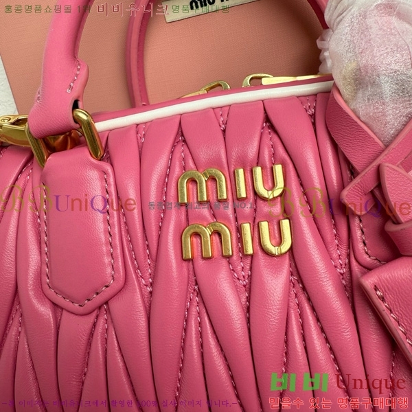 #�̿�̿� �Ƹ�ī�� ���׶�� 5BB142-401