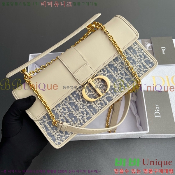 #��� 30 Montaigne ž �ڵ�� M9601-102