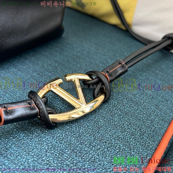 #�߷�Ƽ�� ����ٴ� ���̷ΰ� �̴� Ǫ�� ��Ŷ�� 20877-1