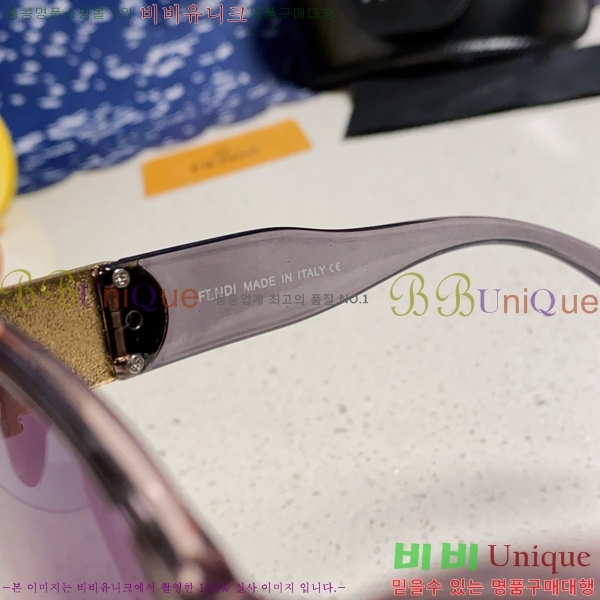 ��� ���۶� F924702-1