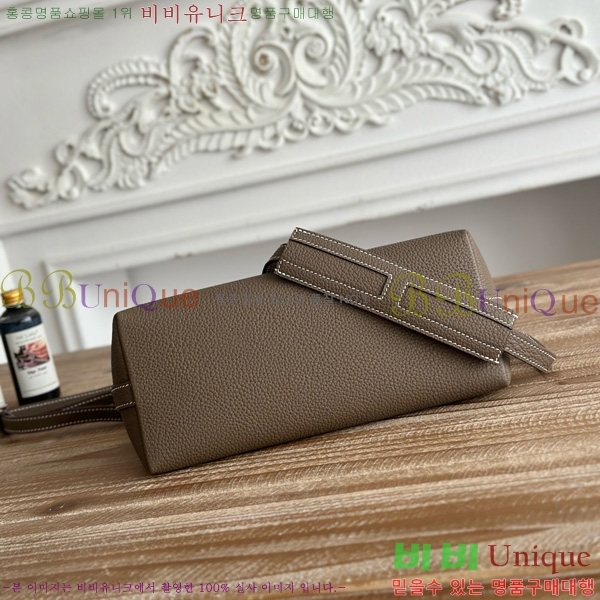 #�����޽� Berlingot 23 PM HE27855141-306