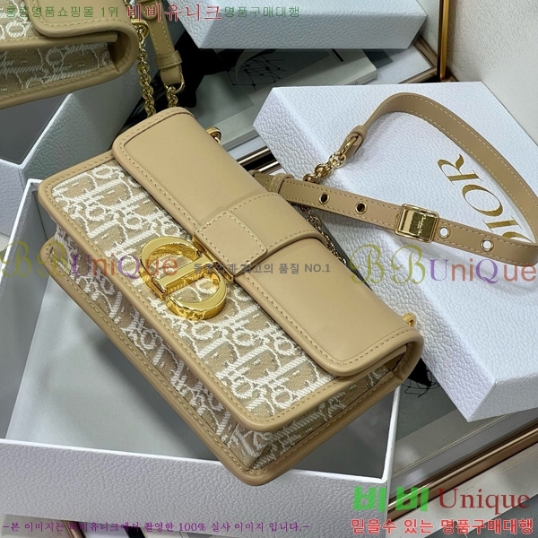 #��� 30 ������ �̽�Ʈ ����Ʈ ü�� �� M9334-305