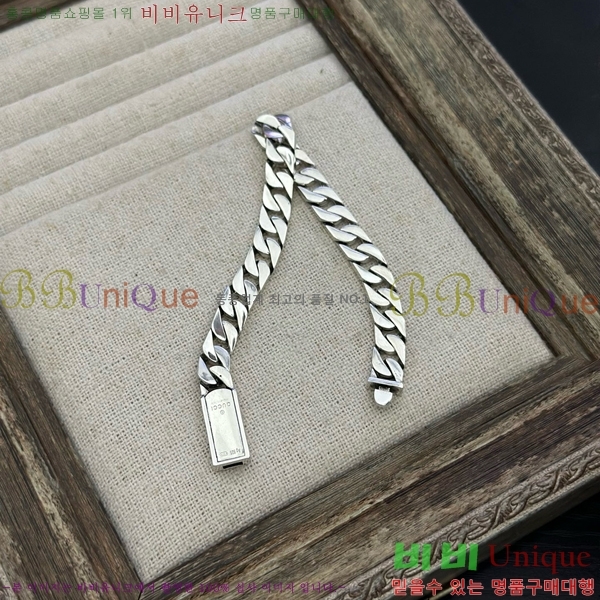 ���� ���� G12U12077-3