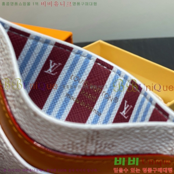 #���̺��� ���� ī�� Ȧ�� M14766-101