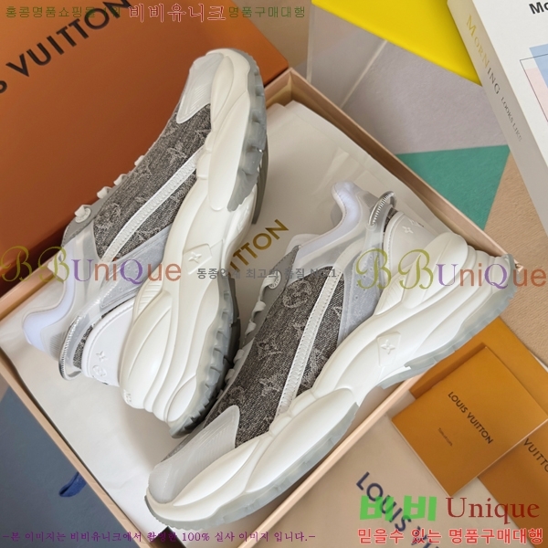 ���� ���̺��� �� 55 ����Ŀ�� 44LV256242-4