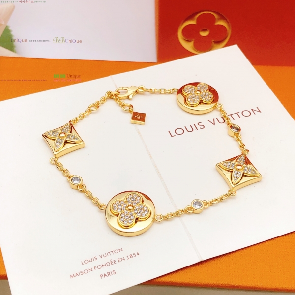 ���� ���̺��� Ŭ���� ���� 9L256183-1