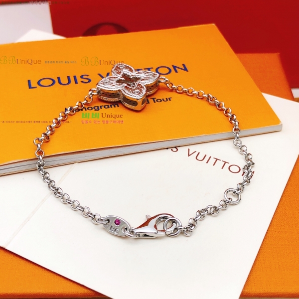 ���� ���̺��� Ŭ���� ���� 7L256184-1